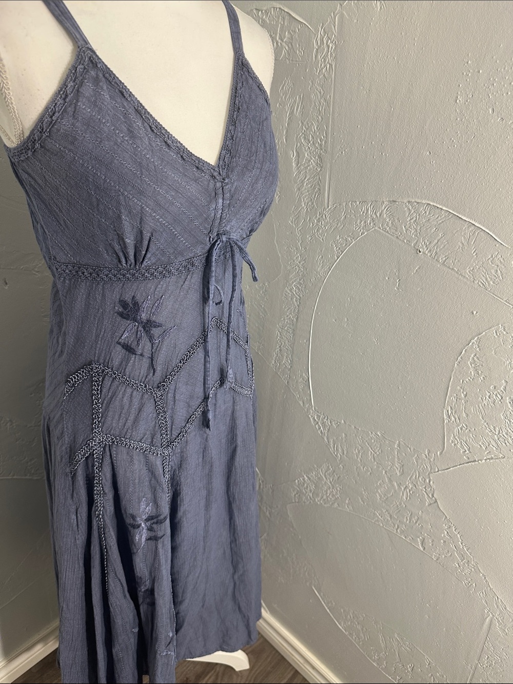 Scully Slate Blue V-Neck Midi Dress with Tie Waist - Picture 3 of 15